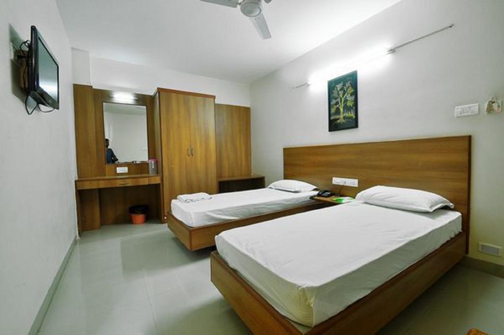 Hotel Spr Inn Coimbatore Room photo